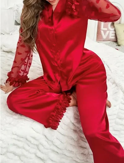 ست لباس خواب زنانه آستین بلند توری شیک مدل YQ1135005